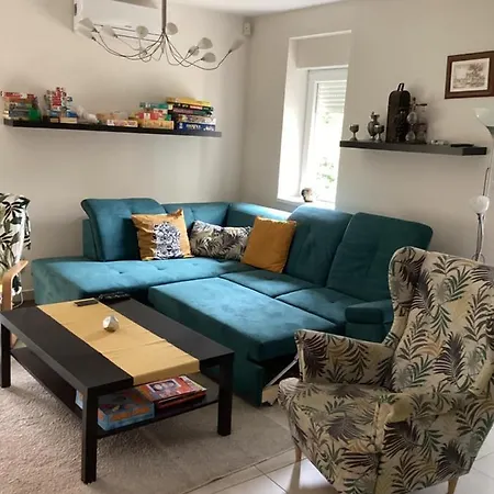 Mellet Levo, Csendes, Kenyelmes Haz 別荘 シグリゲット