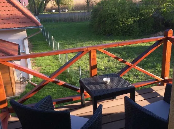 Mellet Levo, Csendes, Kenyelmes Haz 펜션 시글리게트